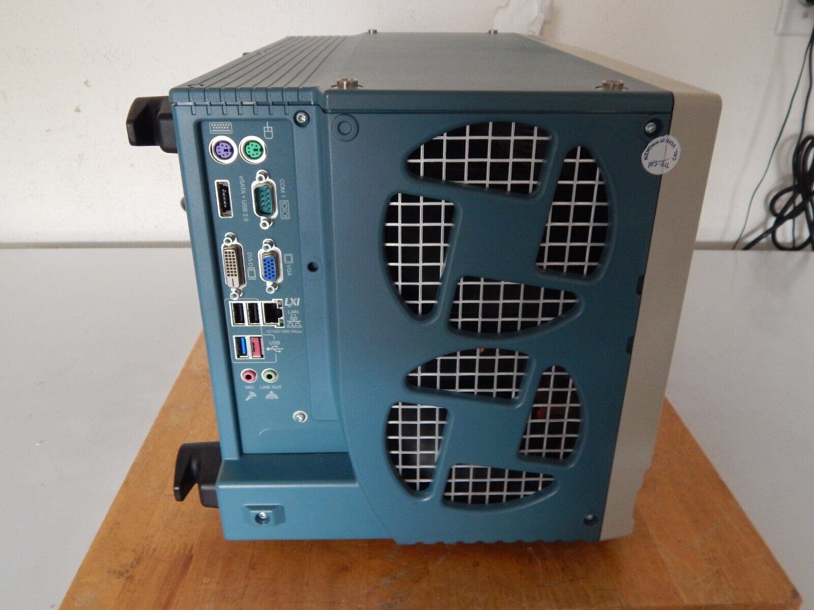 Tektronix DPO7354C 4 Channel 3.5GHz Phosphor Oscilloscope C300192 NIST cal'd Tektronix DPO7354C 4 Channel 3.5GHz Phosphor Oscilloscope C300192 NIST cal'd
